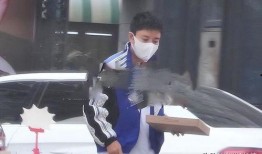 娱乐吃瓜酱 网友吃瓜,网友热议，吃瓜群众狂欢时刻！