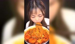 娱乐吃瓜酱一个人做饭,娱乐吃瓜酱的美食独奏曲